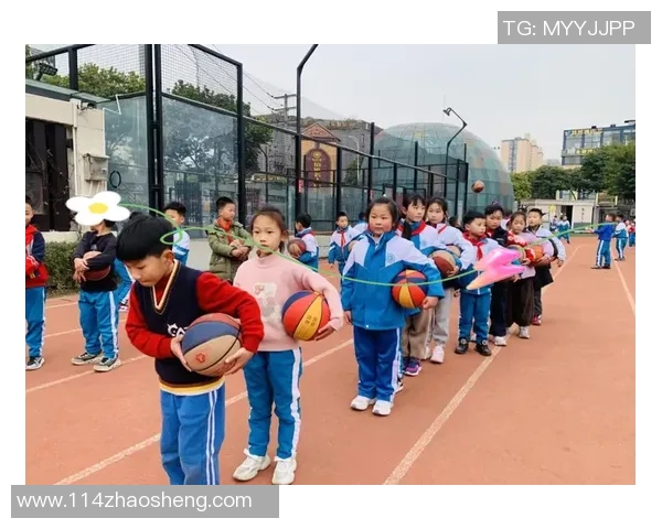 四个2篮球的奇妙旅程探索篮球运动的无限可能与乐趣